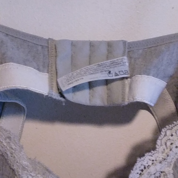 Gray nursing bra 38C - Picture 4 of 5